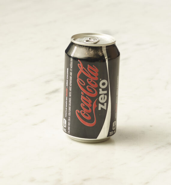 A can of Coca-Cola Zero on a marble background