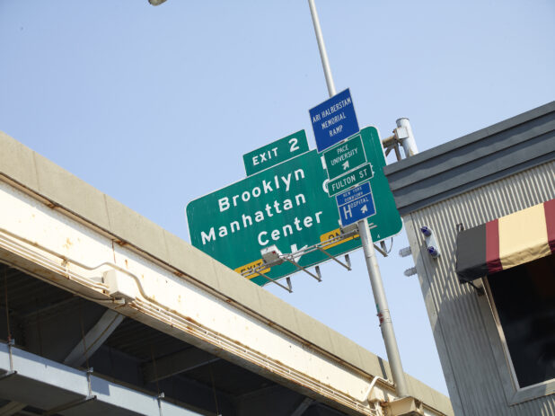 Highway Sign to Brooklyn and Manhattan City Center in New York City